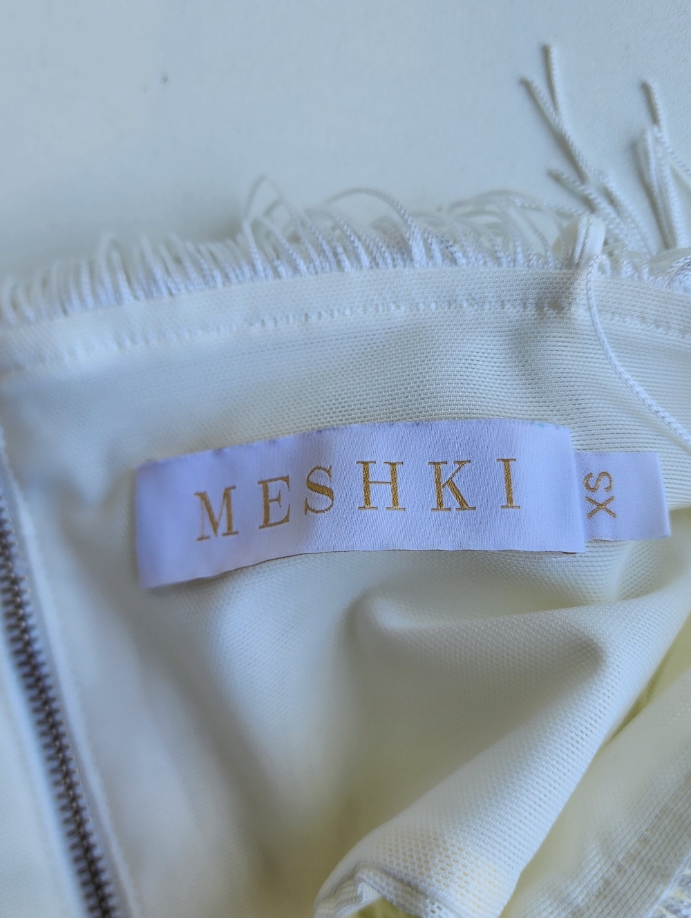 MESHKI Womens Sophia TOP MINI SKIRT SET Cream White Fringe Zip Sz XS - Picture 14 of 16